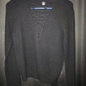 Black crossed Neck line Sweater